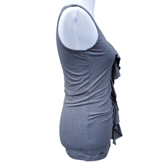 Converse - Picture 2 of 4